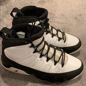 Air Jordan 9 Retro Sneakers